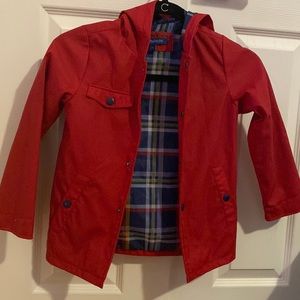 Jacket is in good condition the only thing is it has my son’s name on tag.